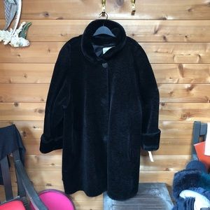 Black Winter Coat [Plus-Size]